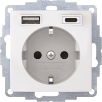 Berker Steckdose SCHUKO/USB 48048989